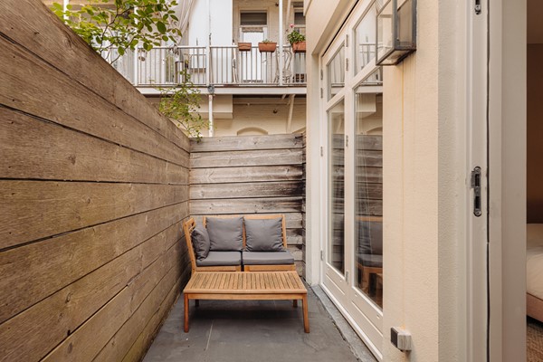 Medium property photo - Pieter Baststraat 18E, 1071 TX Amsterdam